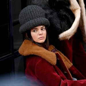 Rare Marc Jacobs 2017 gray oversized bowler beanie knit hat by Stephen Jones